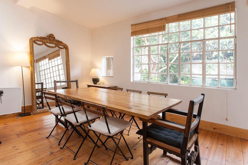 Central, Charming, Quiet, Garden And Parking 리스본 외부 사진