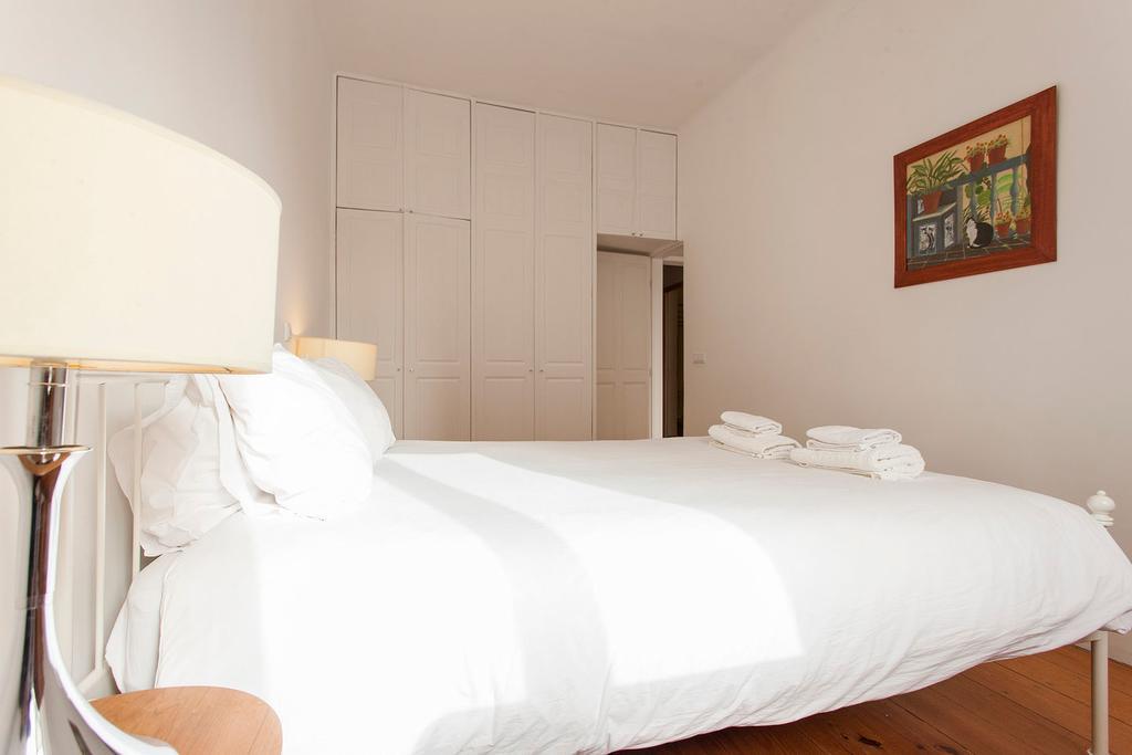 Central, Charming, Quiet, Garden And Parking 리스본 외부 사진