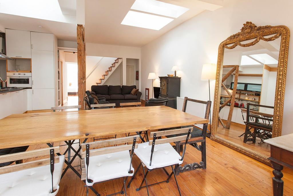 Central, Charming, Quiet, Garden And Parking 리스본 외부 사진